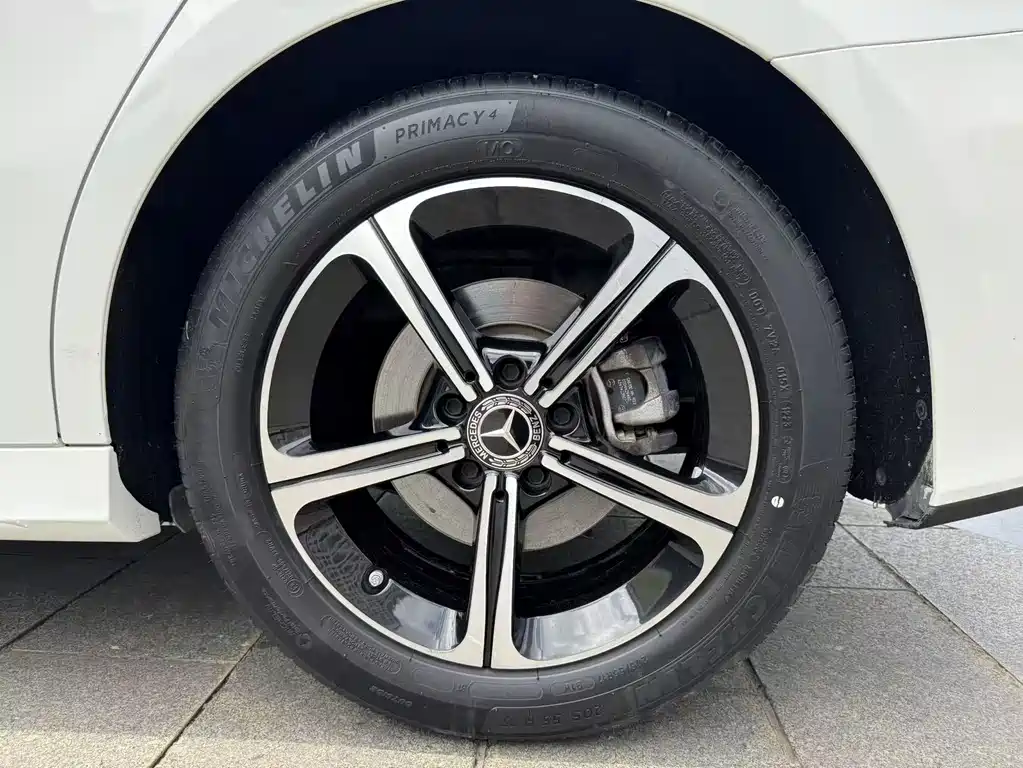 Mercedes-Benz A-Class 2023 — фото 18