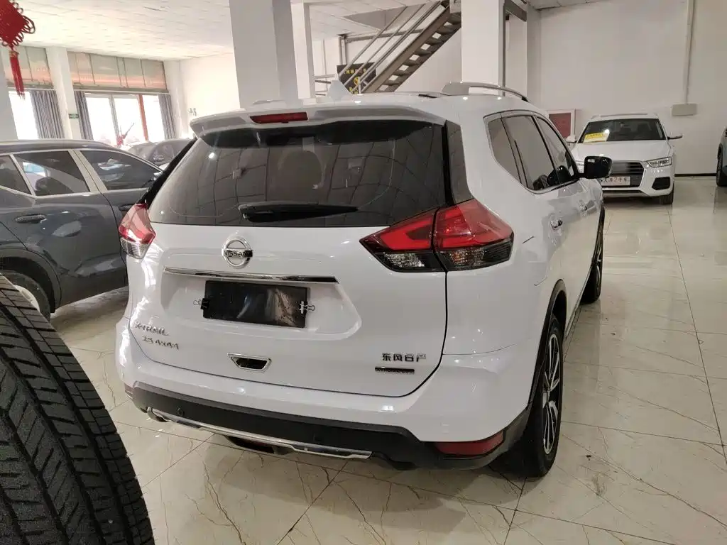 Nissan X-Trail 2020 — фото 10
