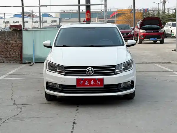 Volkswagen Santana 2015