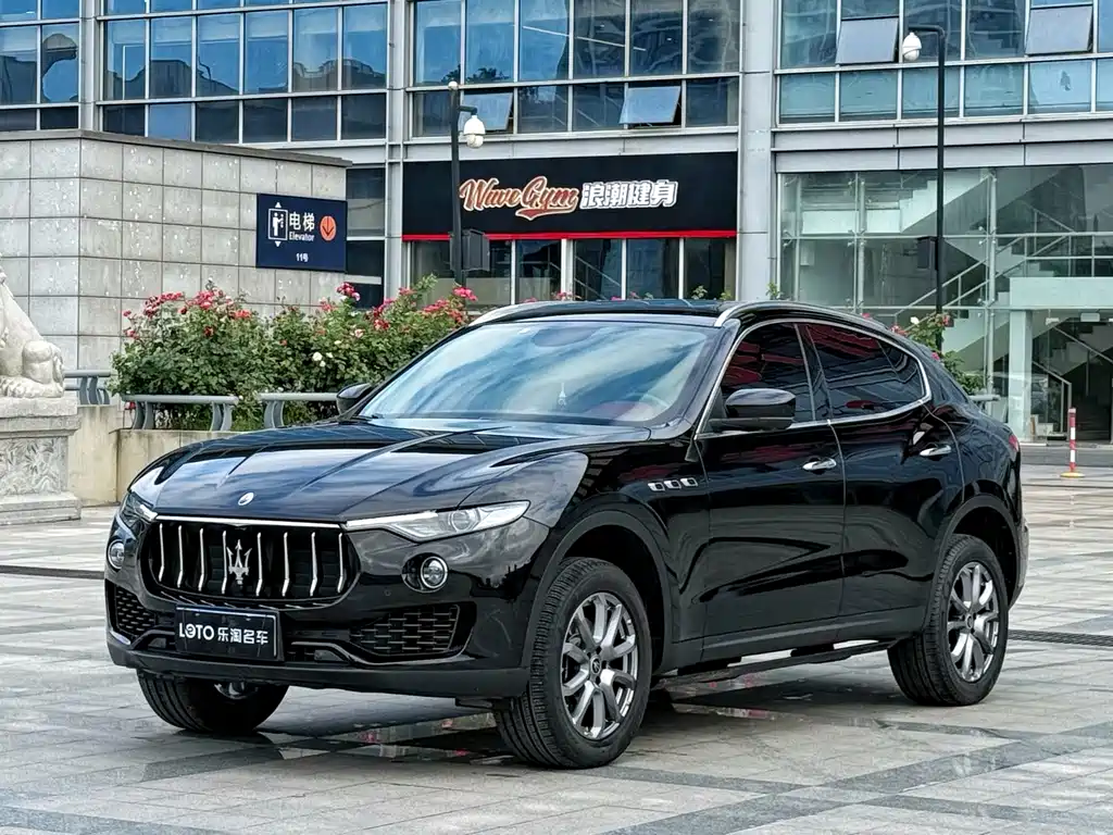 Maserati Levante 2020 — фото 1