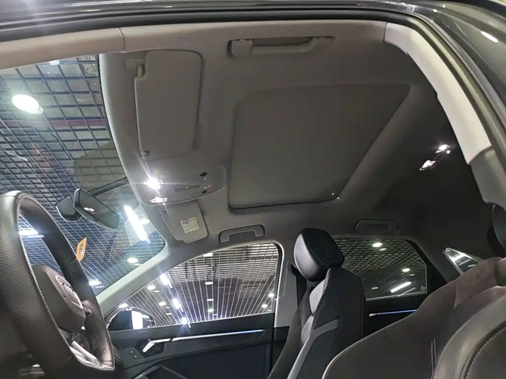 Audi Q3 Sportback 2022 — фото 18
