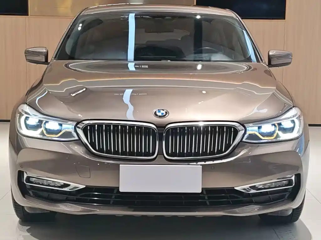 BMW 6 Series GT 2018 — фото 2