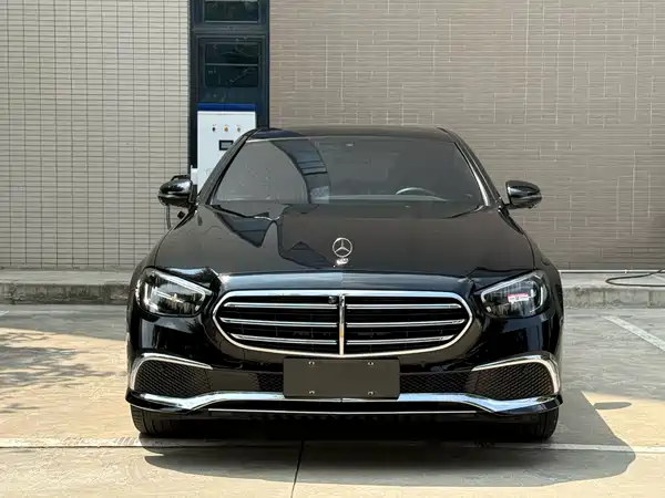 Mercedes-Benz E-Class 2021