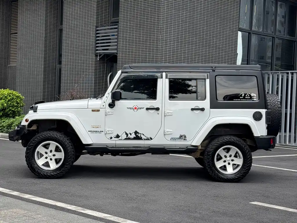 Jeep Wrangler 2012 — фото 3