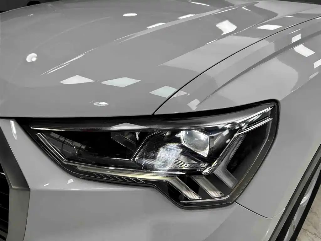 Audi Q3 2022 — фото 18