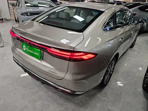 Geely Galaxy Star 6 2025