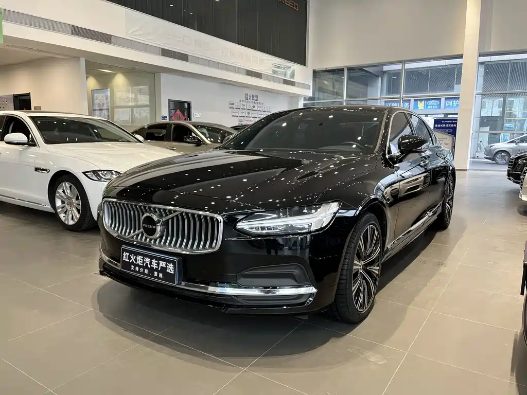 Volvo S90 2021 — фото 1