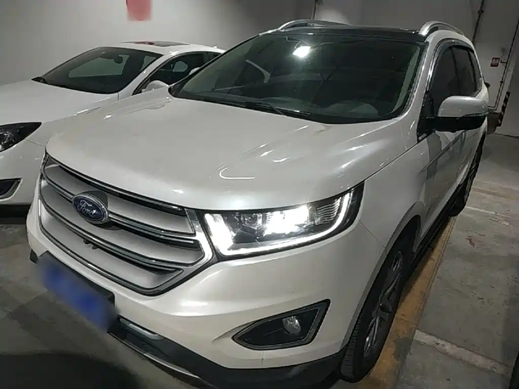 Ford Edge 2019 — фото 1