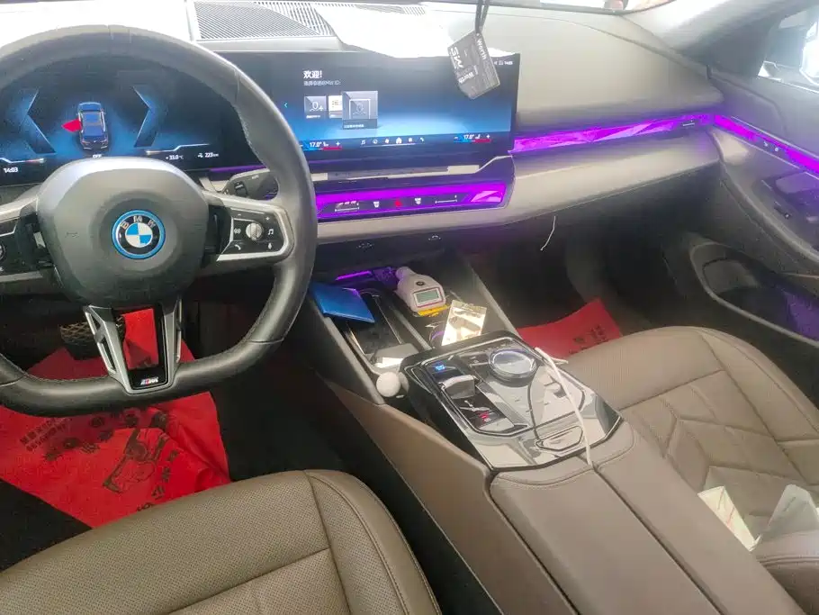 BMW i5 2024 — фото 16