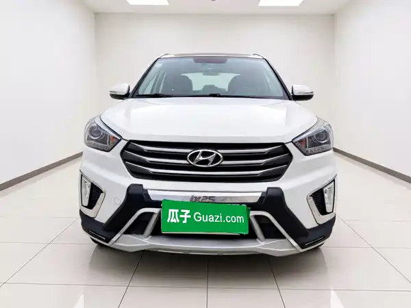 Hyundai ix25 2015