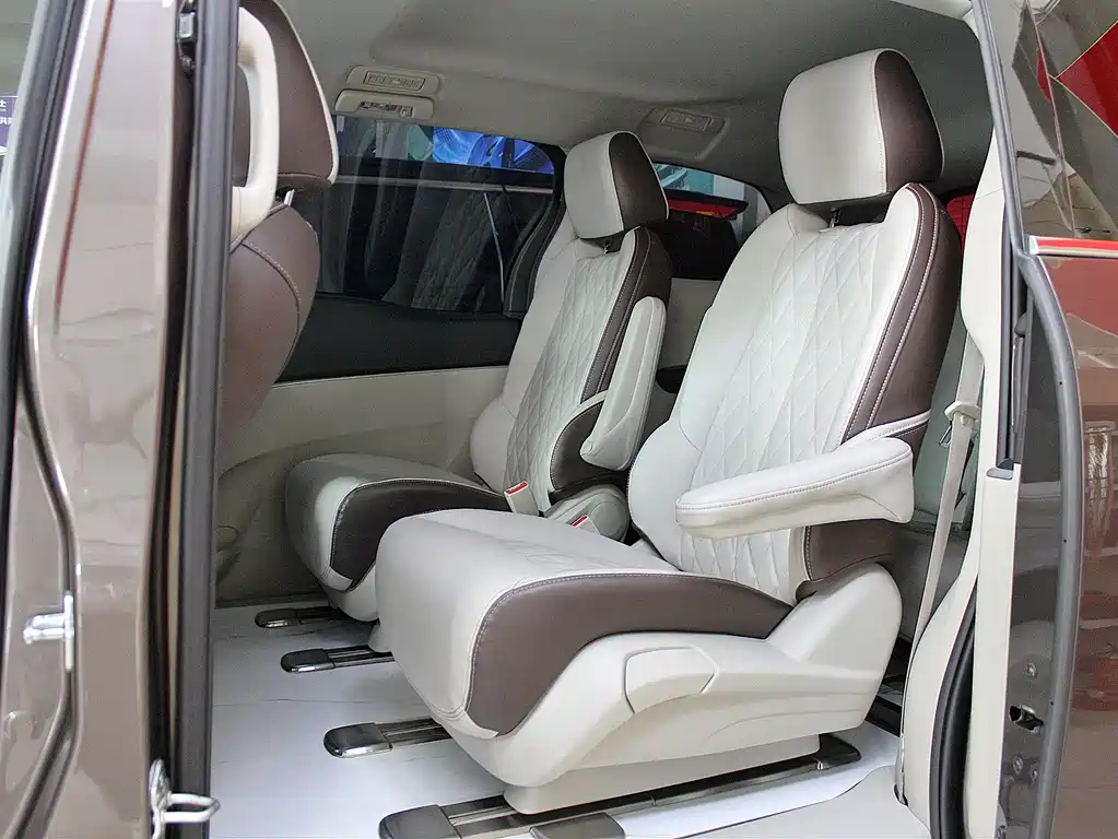 Buick GL8 2023