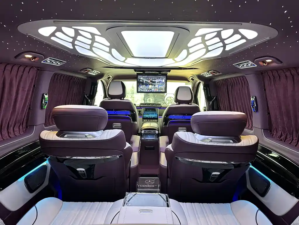 Mercedes-Benz Vito 2024 — фото 20