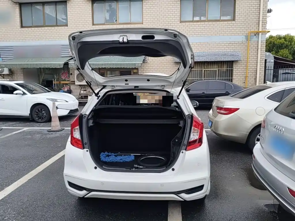 Honda Fit 2018 — фото 19
