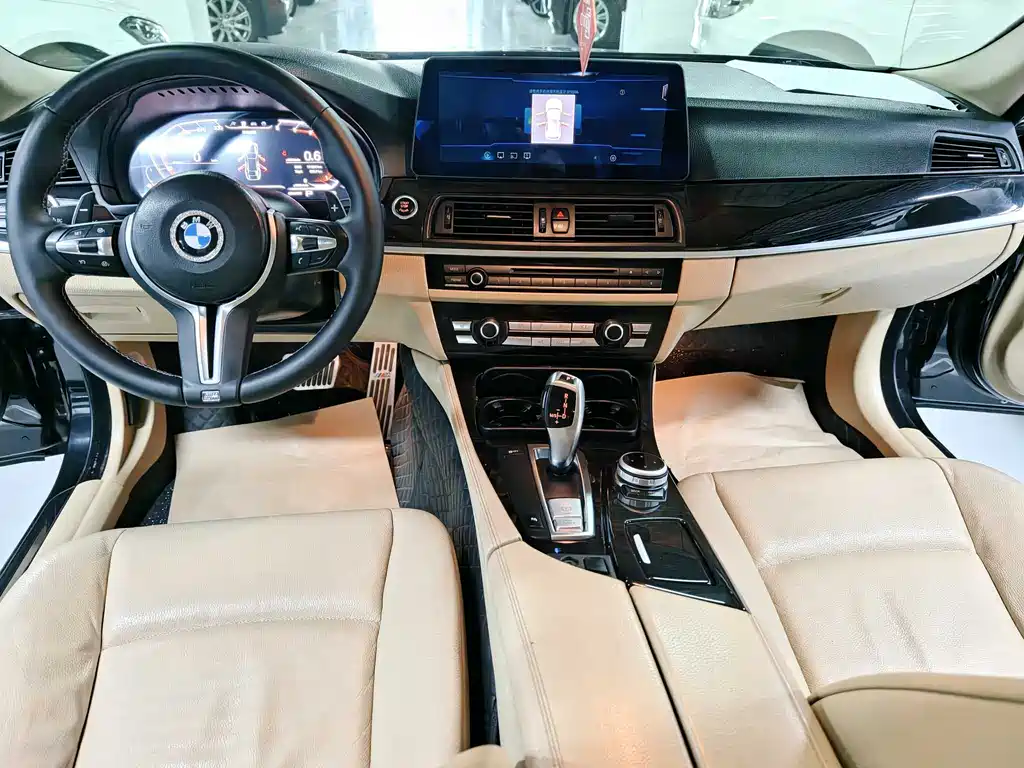 BMW 5 Series 2012 — фото 7