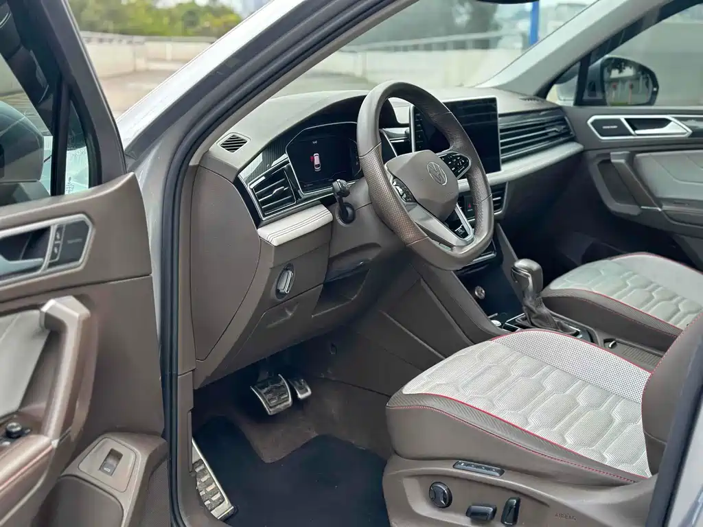 Volkswagen Tiguan L 2021