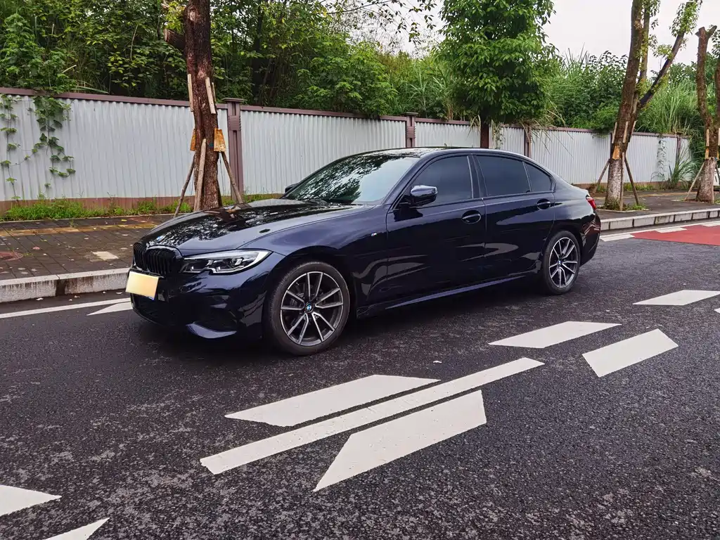 BMW 3 Series 2022