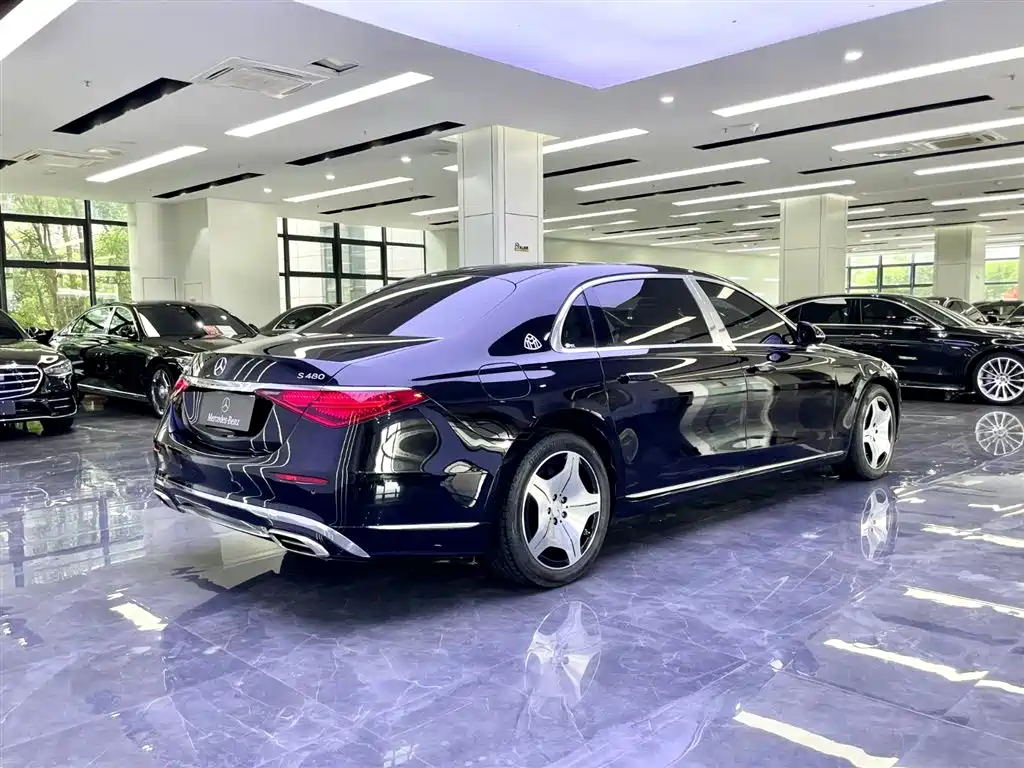 Mercedes-Benz S-Class 2023