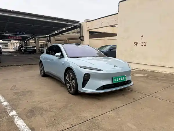 NIO ET5 2022