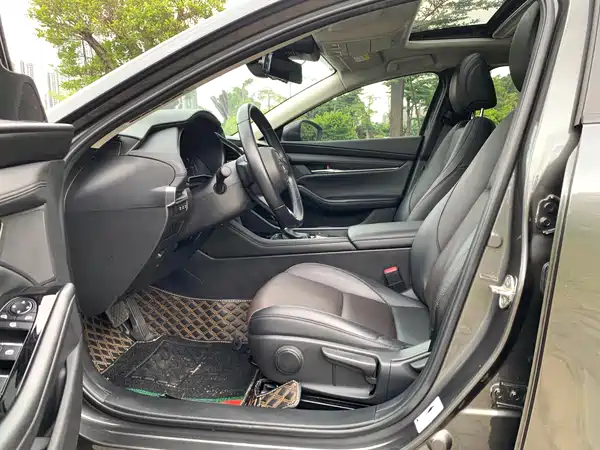 Mazda 3 Axela 2020