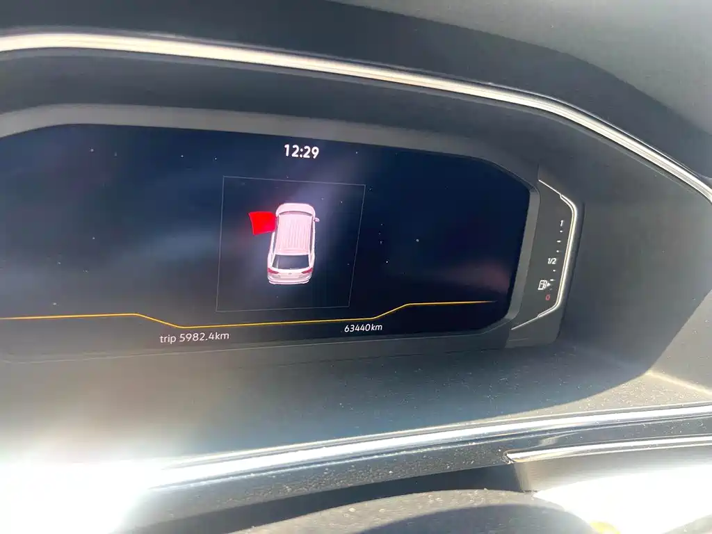 Volkswagen Tiguan L 2022