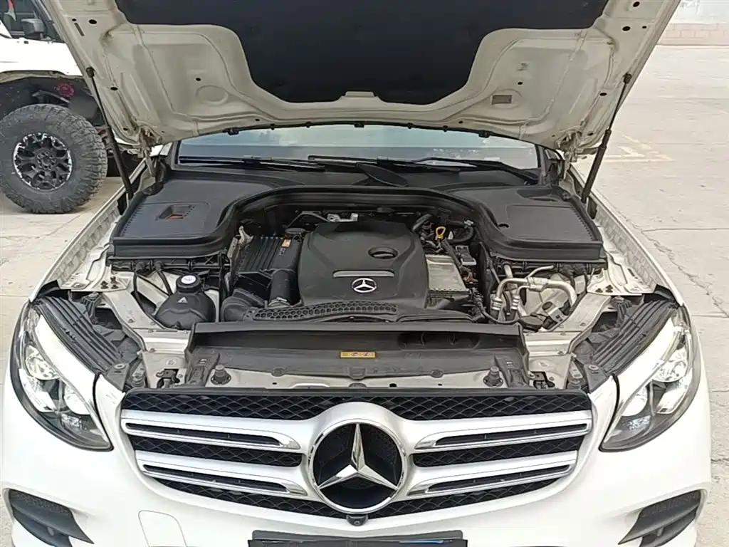 Mercedes-Benz GLC 2016 — фото 20