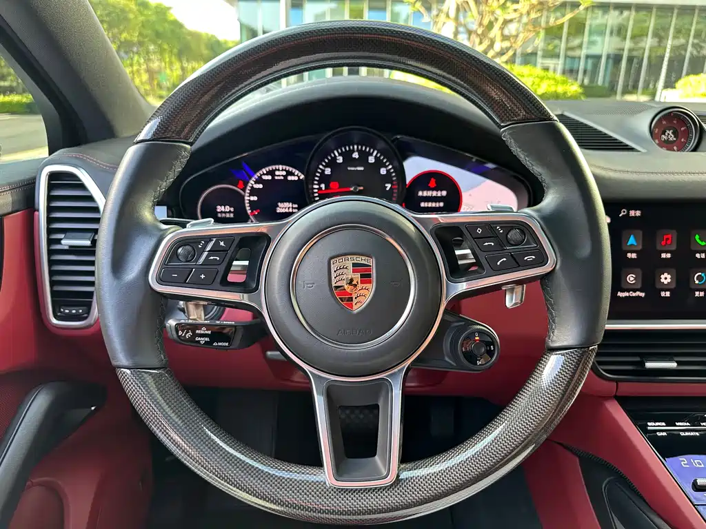 Porsche Cayenne 2023 — фото 13