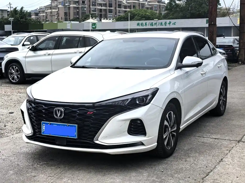 Changan Eado 2021 — фото 1