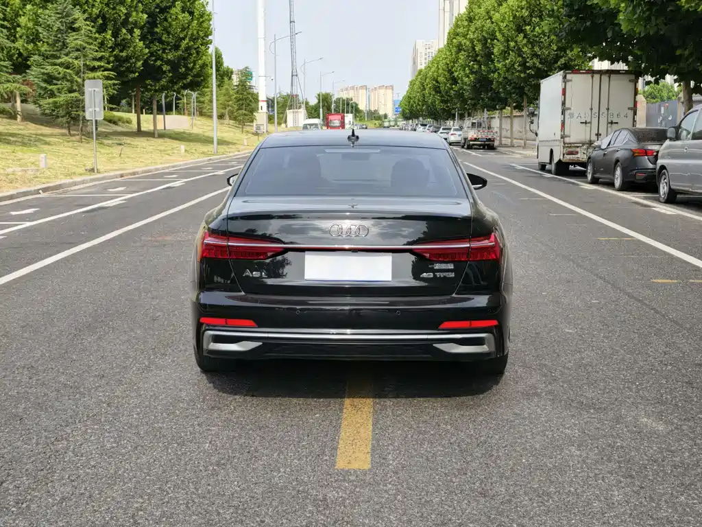 Audi A6L 2024