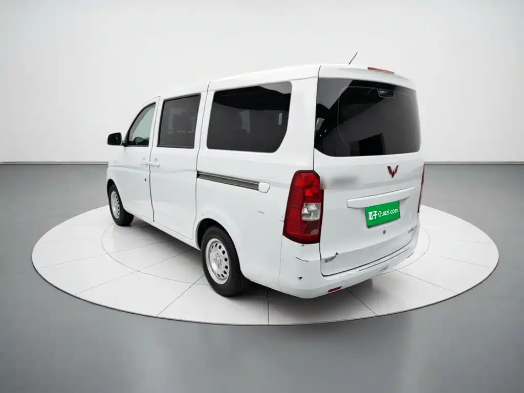 Wuling Rongguang V 2015 — фото 4