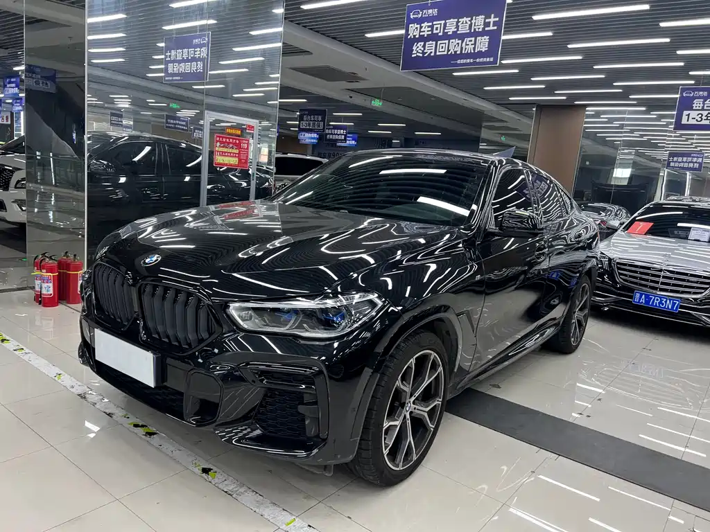 BMW X6 2023 — фото 1