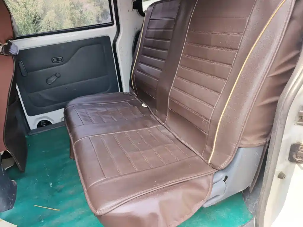 Wuling Rongguang V 2015 — фото 18