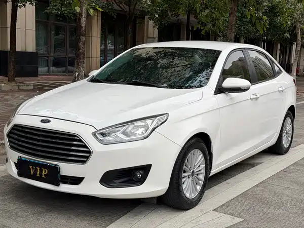 Ford Escort 2015