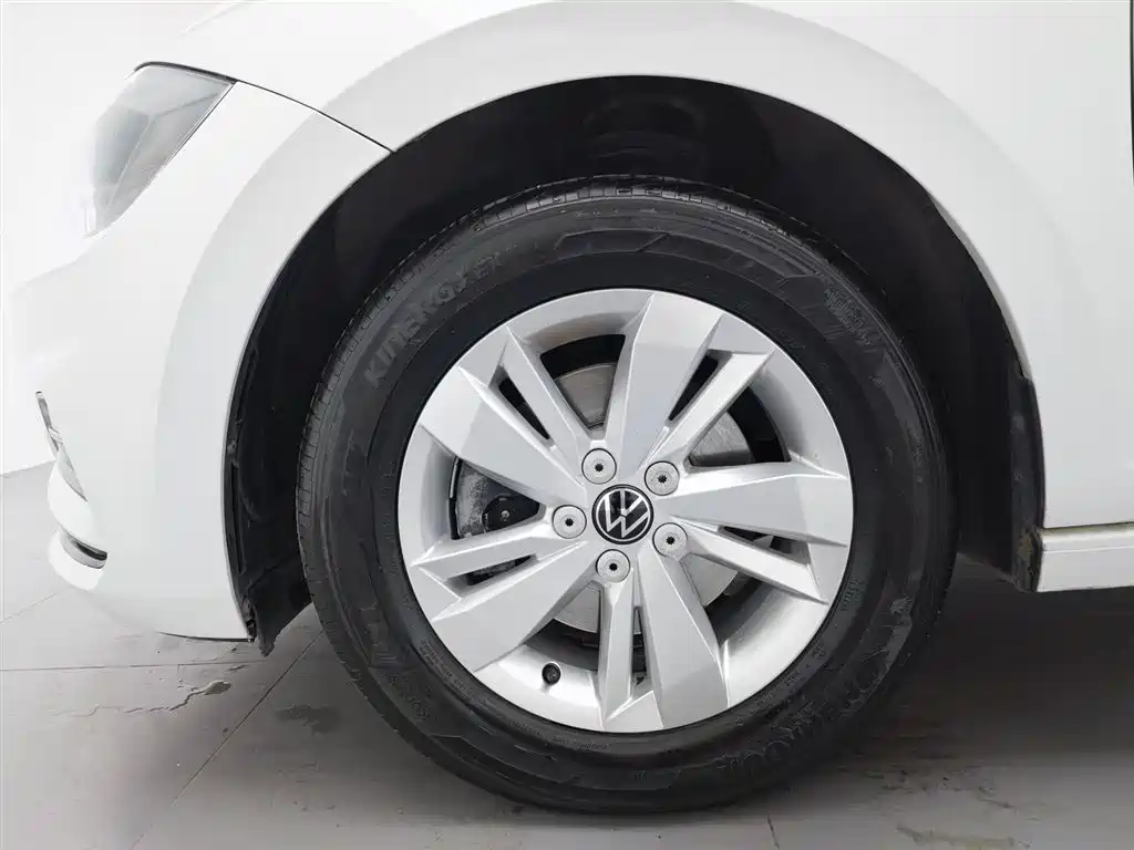 Volkswagen Polo 2023 — фото 17
