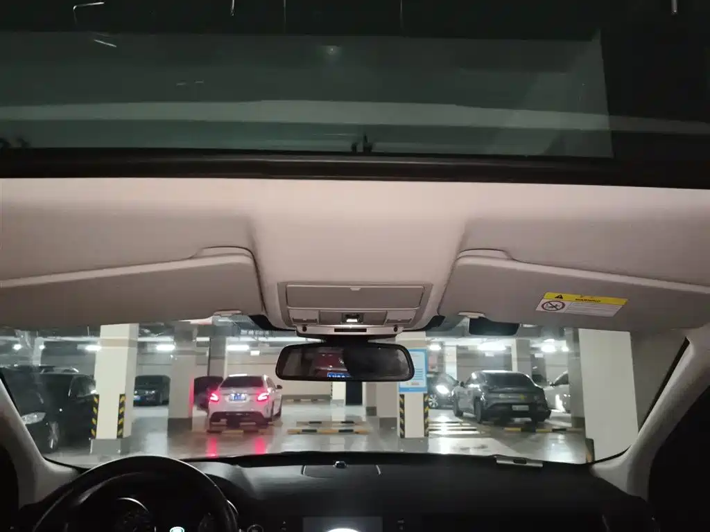 Land Rover Discovery Sport 2020 — фото 14