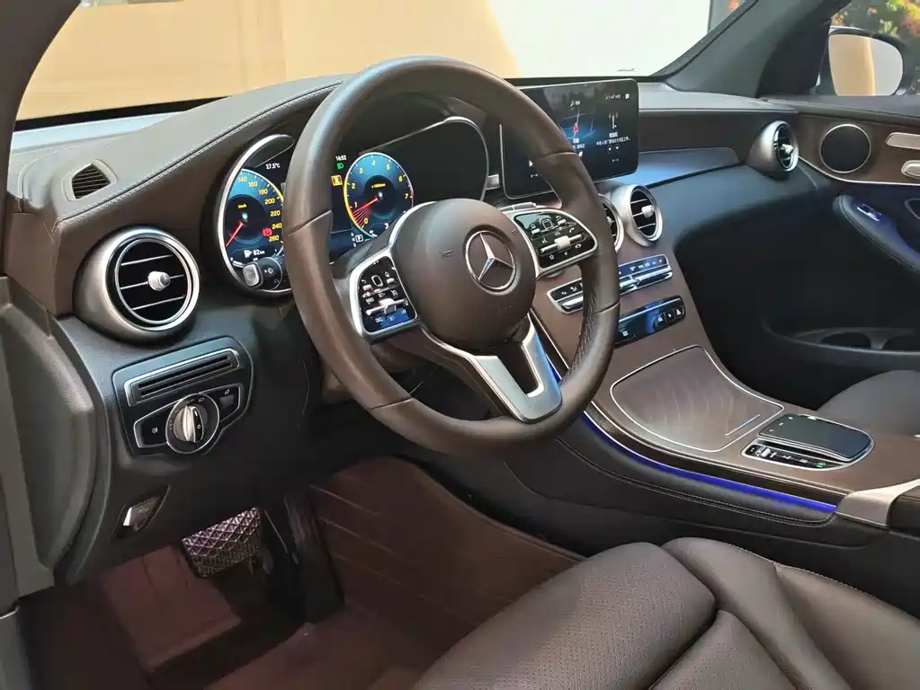Mercedes-Benz GLC 2020 — фото 9