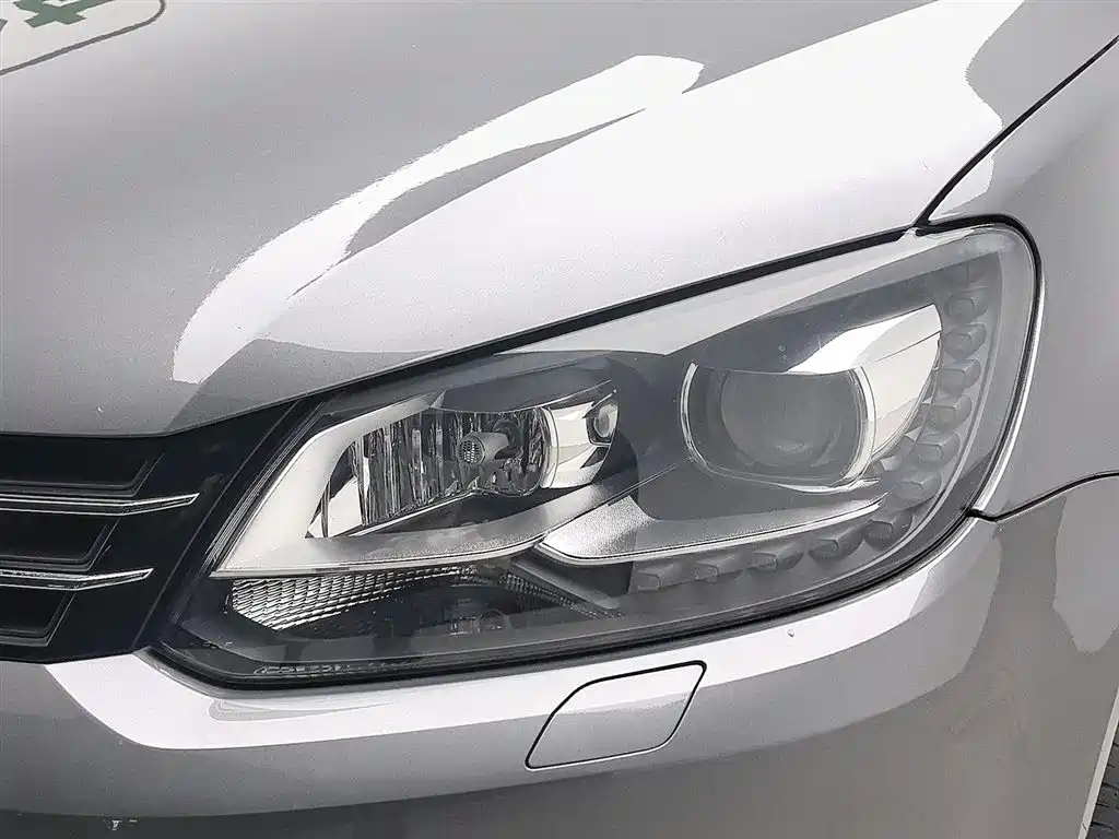 Volkswagen Touran 2014