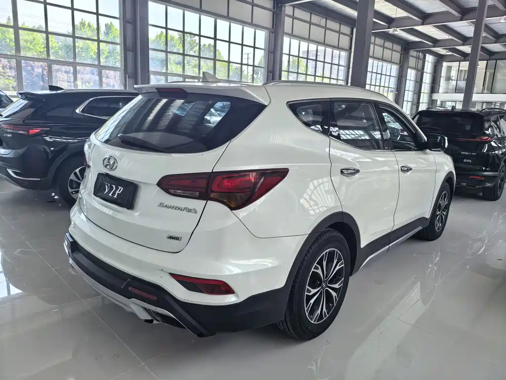 Hyundai Santa Fe 2019 — фото 4