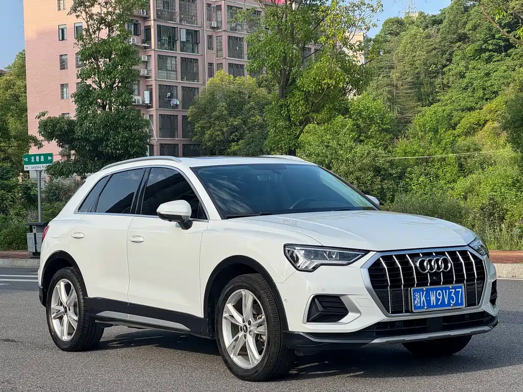 Audi Q3 2021 — фото 3