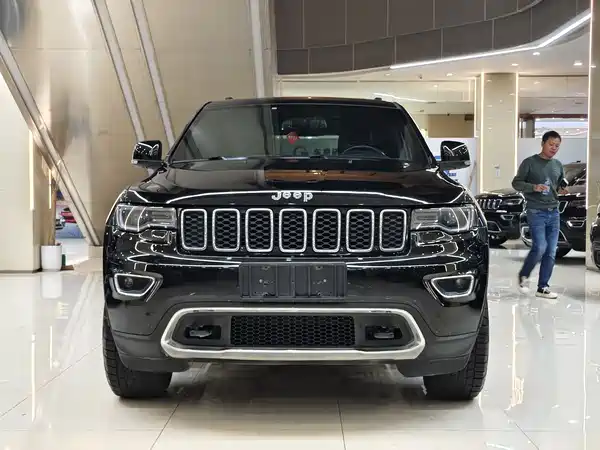 Jeep Grand Cherokee 2020