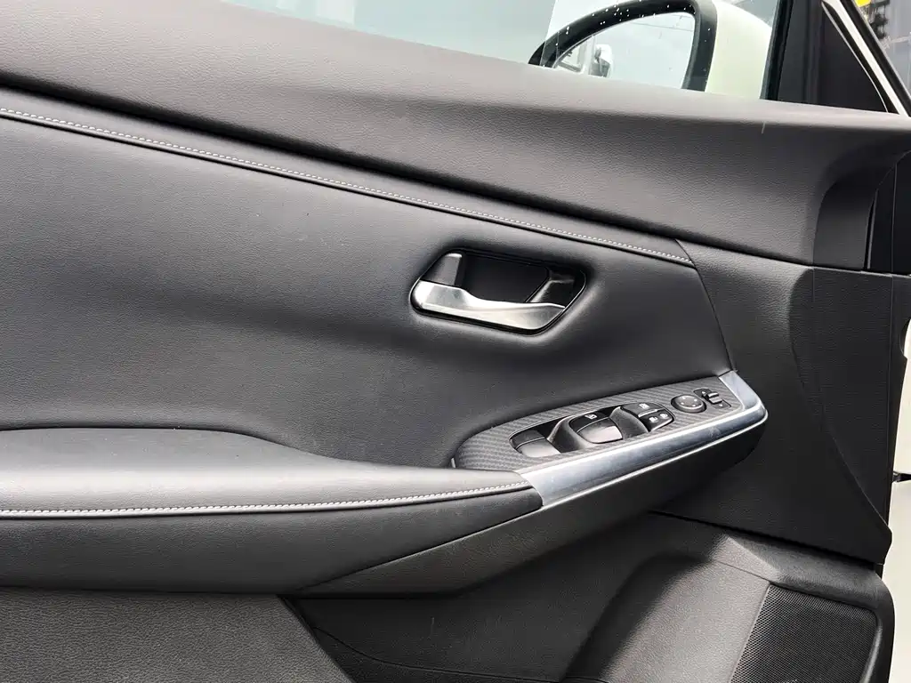 Nissan Sylphy 2019 — фото 10
