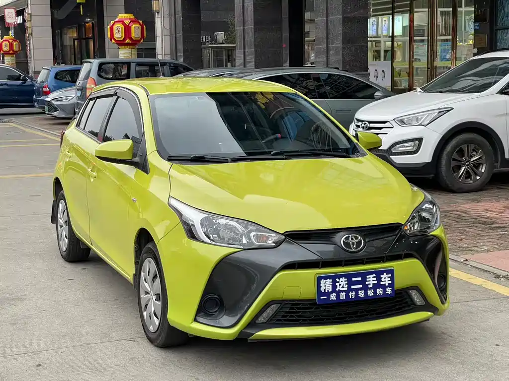 Toyota Yaris L 2020 — фото 3