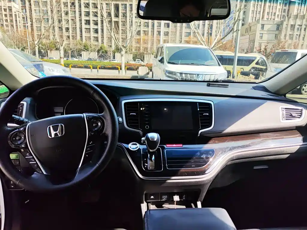 Honda Odyssey 2019 — фото 4