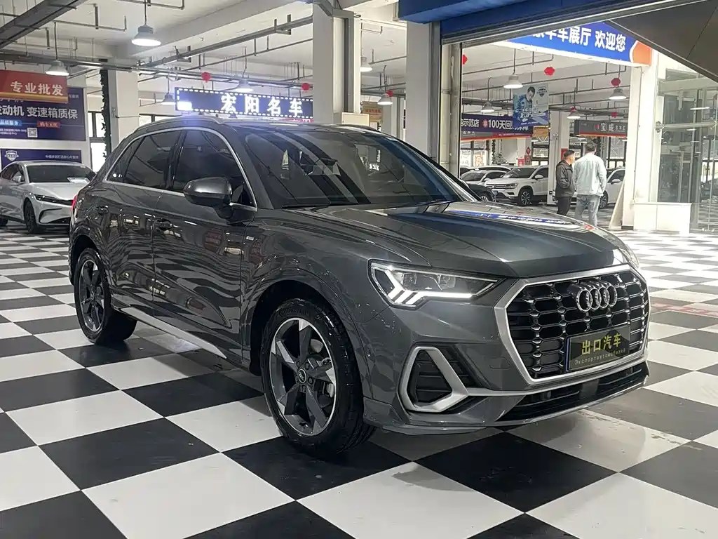 Audi Q3 2022