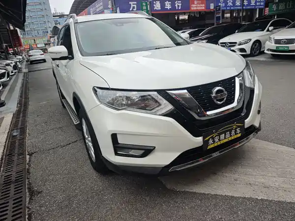 Nissan X-Trail 2020