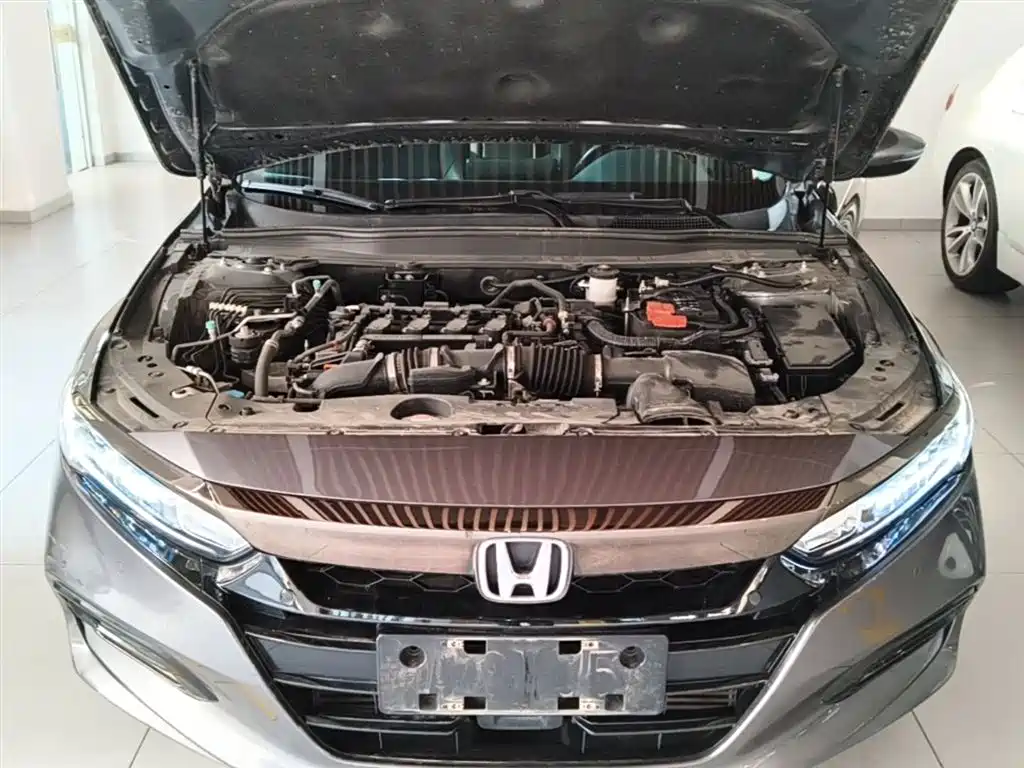 Honda Accord 2020 — фото 20