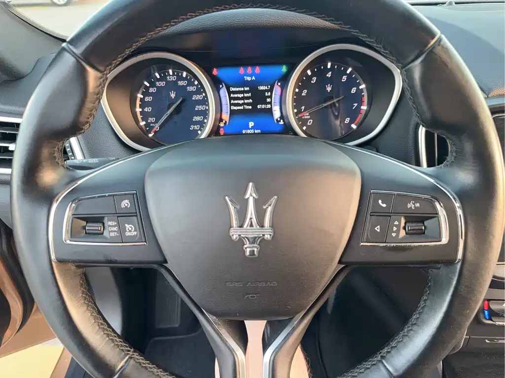 Maserati Ghibli 2018 — фото 8