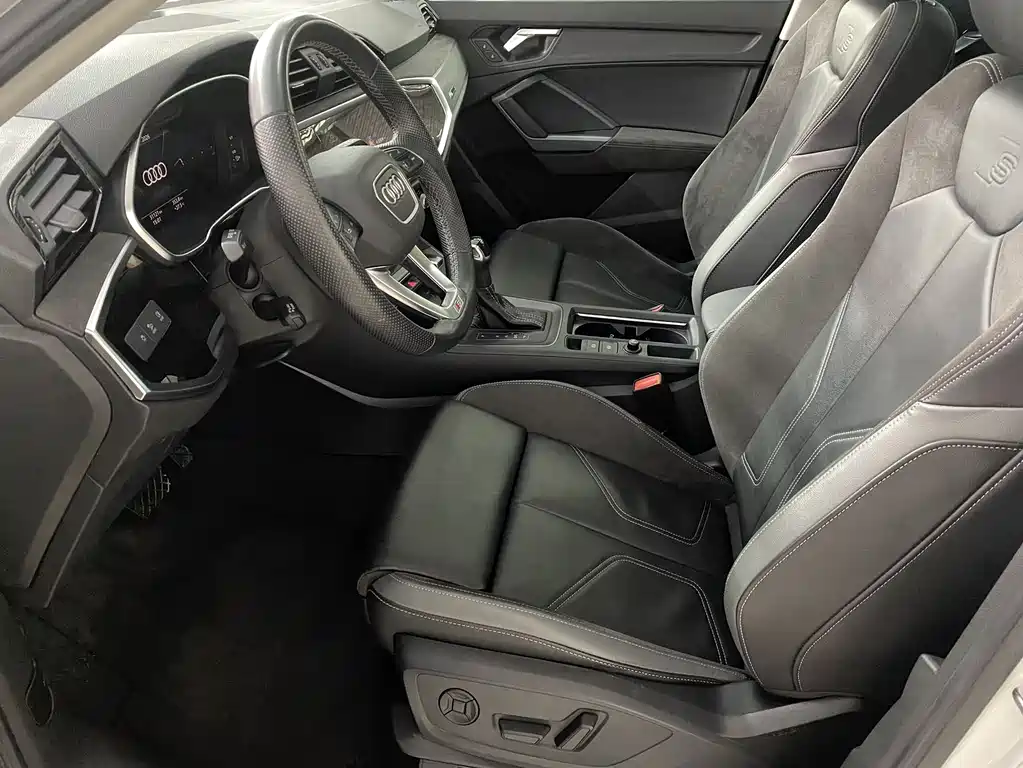 Audi Q3 Sportback 2022 — фото 9