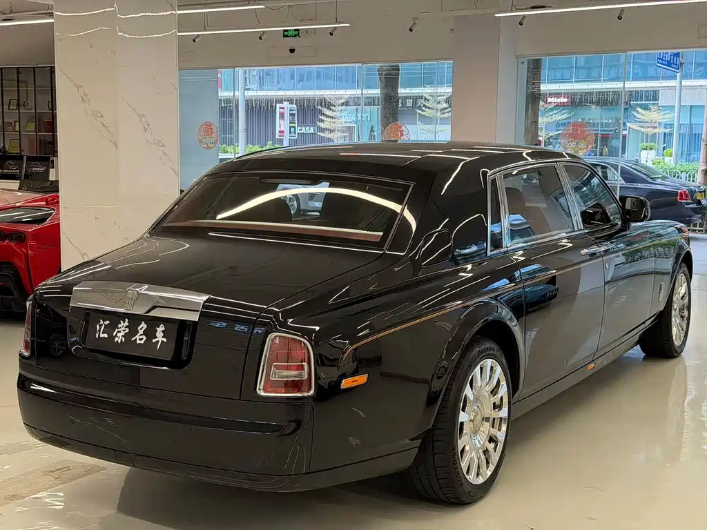 Rolls-Royce Phantom 2013 — фото 14
