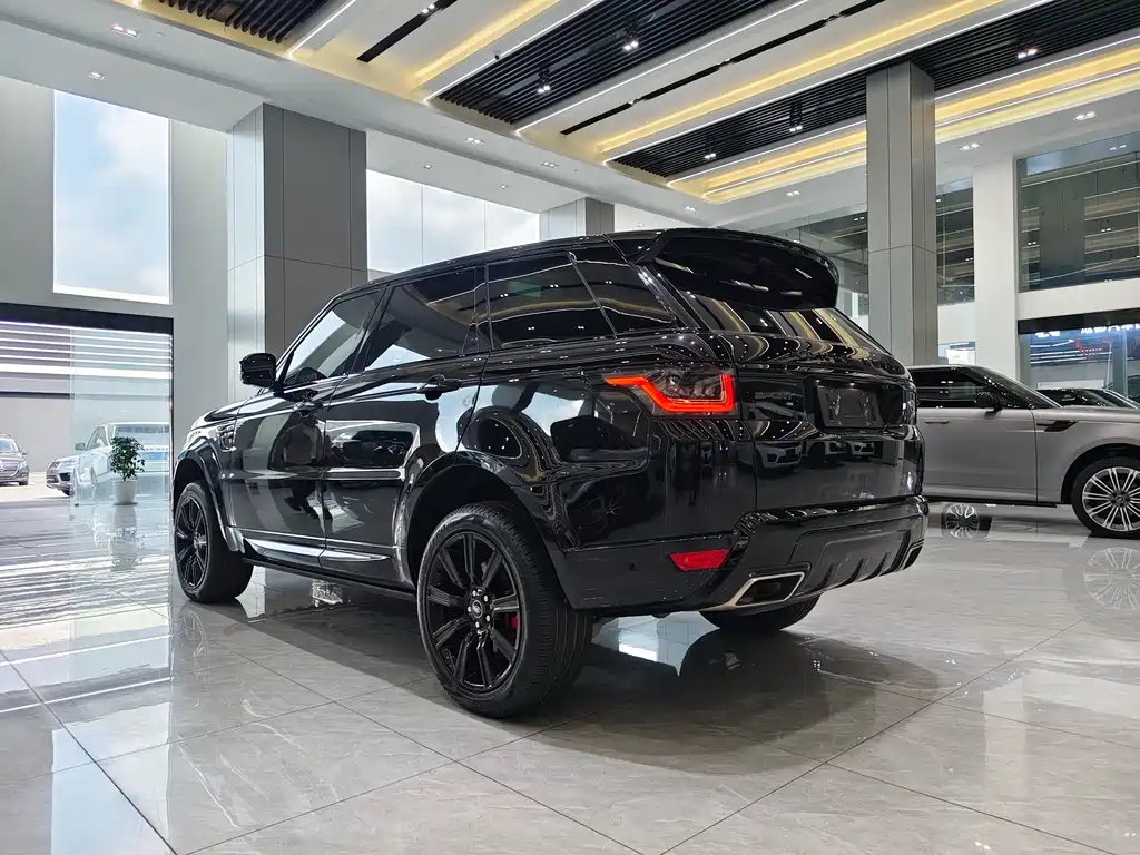 Land Rover Sport 2021 — фото 18
