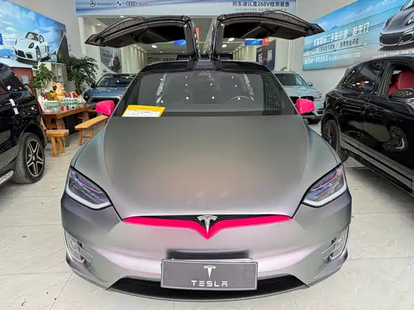 Tesla Model X 2016